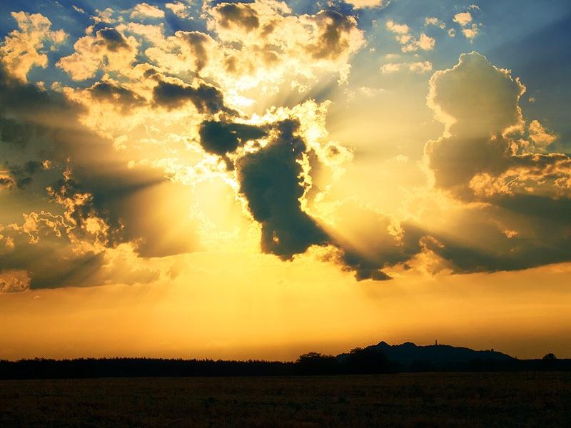 صورة للسماء تدعو للتأمل