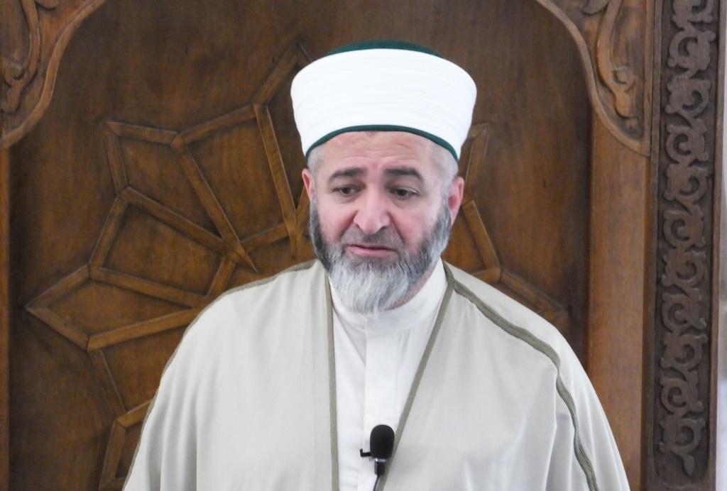 خطبة الجمعة في مسجد دار الإيمان