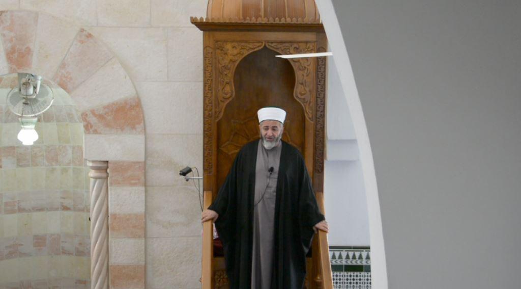 خطبة الجمعة في مسجد دار الإيمان